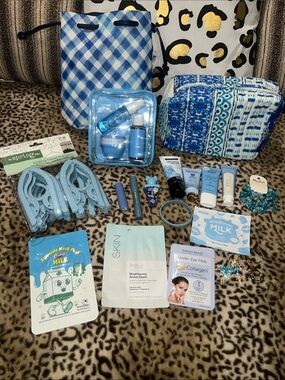 Big Blue Bundle- 18 pieces